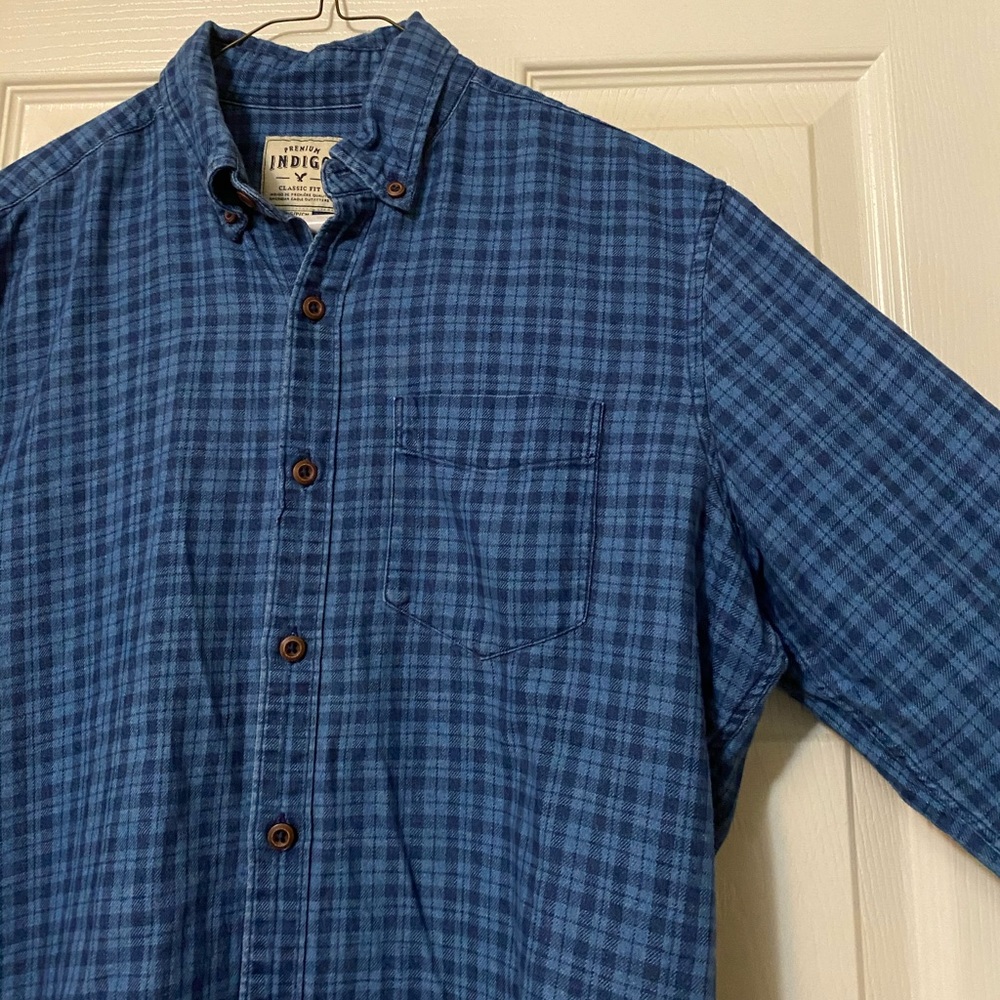 Men’s American Eagle Premium Indigo Button Down